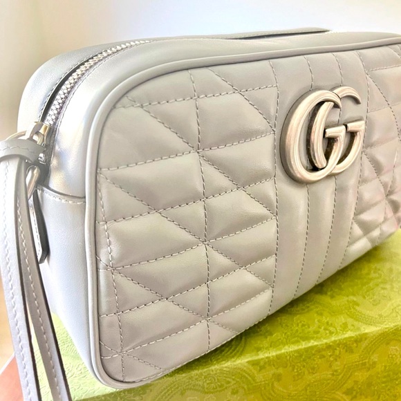 *Excellent cond* authentic Gucci Marmont Matelasse (small) - Picture 4 of 7